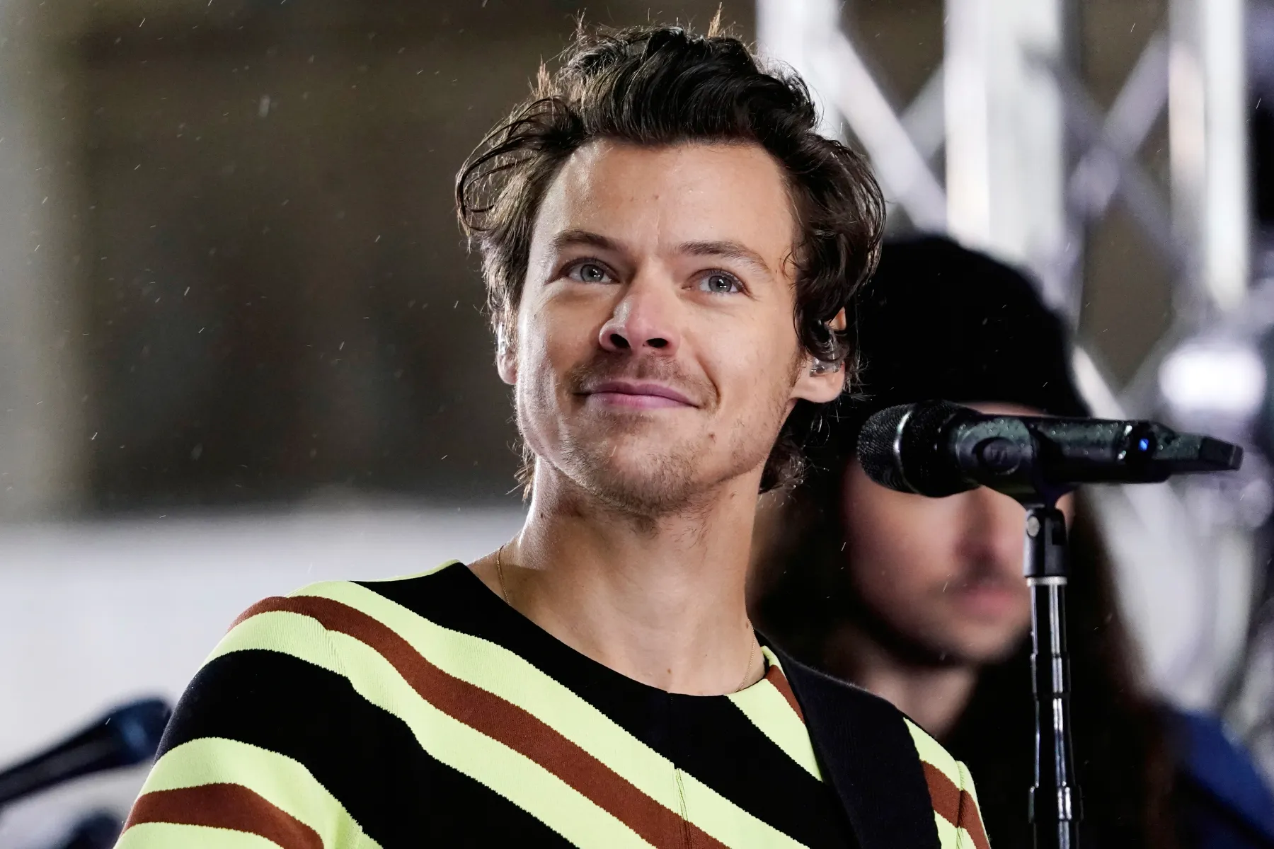 Harry Styles Helped a Fan Come Out at His London Show