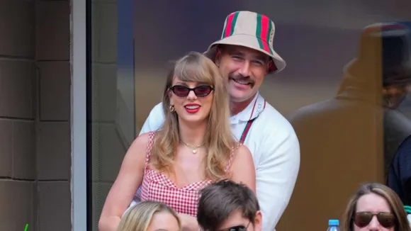 Taylor Swift Finds “Safety” And “Protection” With Travis Kelce