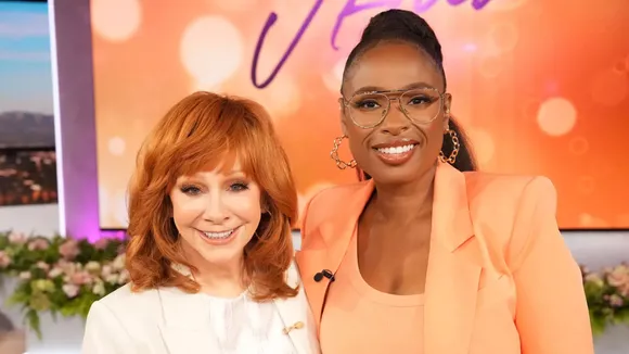Reba McEntire And Jennifer Hudson Perform Electrifying Duet of 'I'm a Survivor'